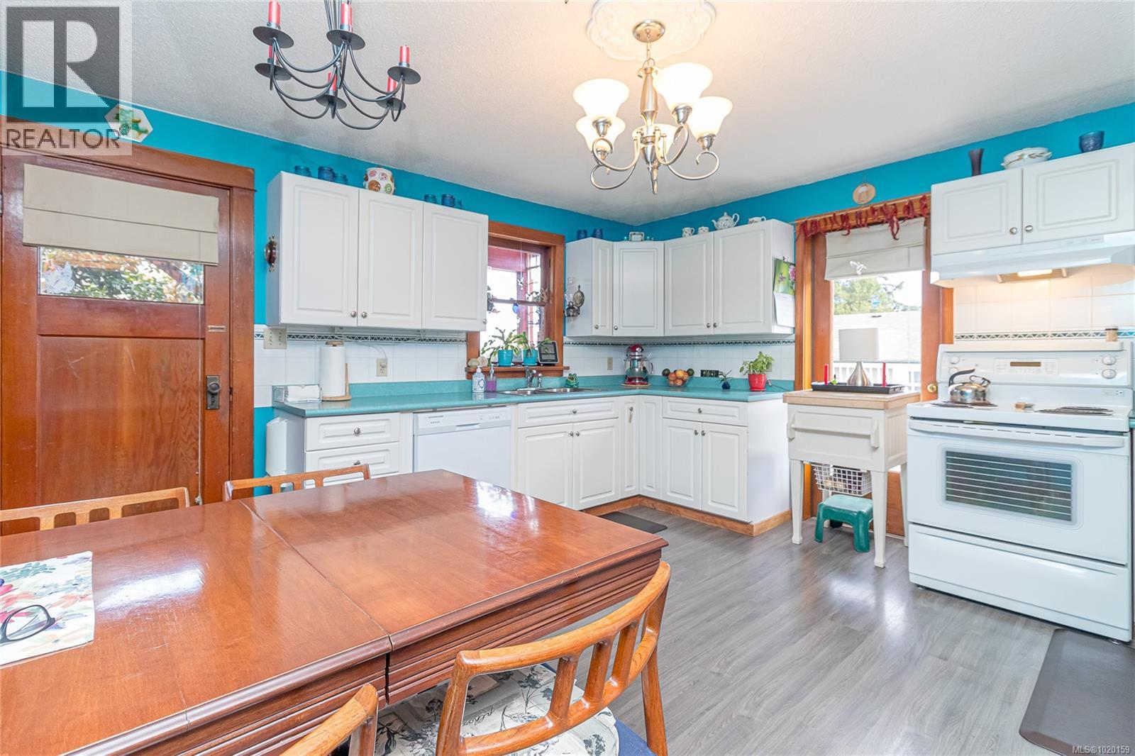 3243 Cook St, Chemainus