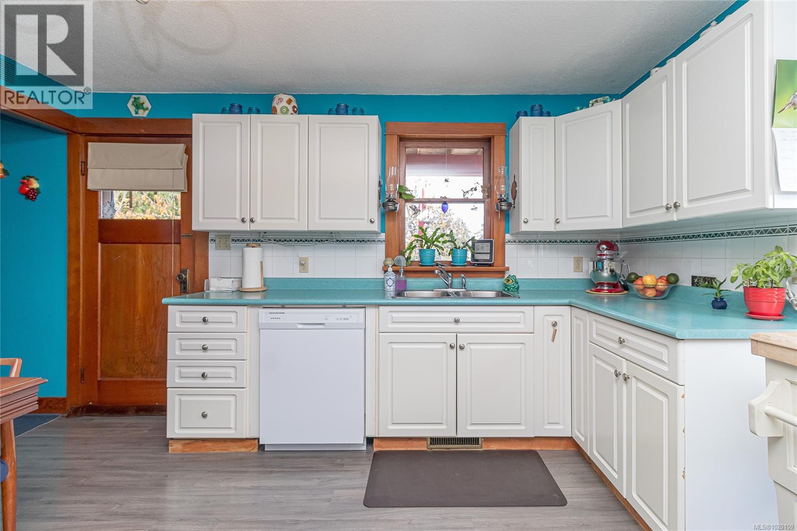 3243 Cook St, Chemainus