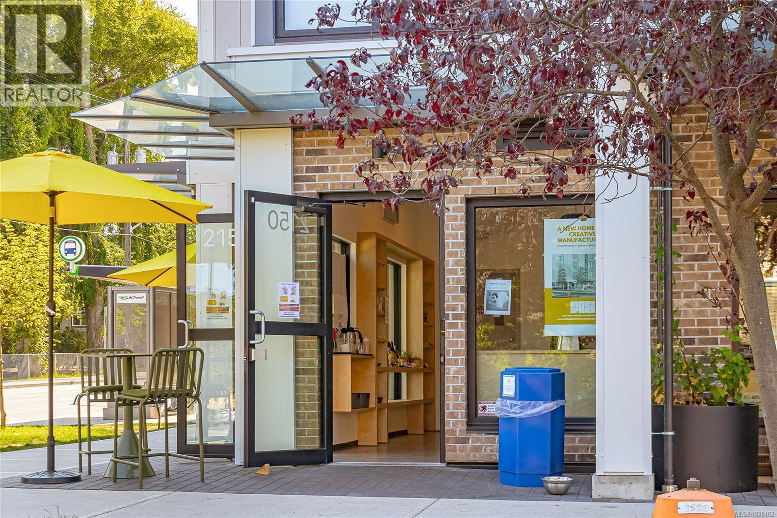 841/839 Princess Ave, Victoria