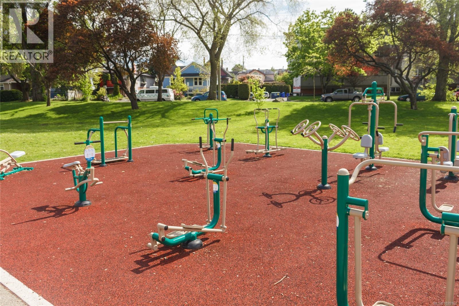 841/839 Princess Ave, Victoria