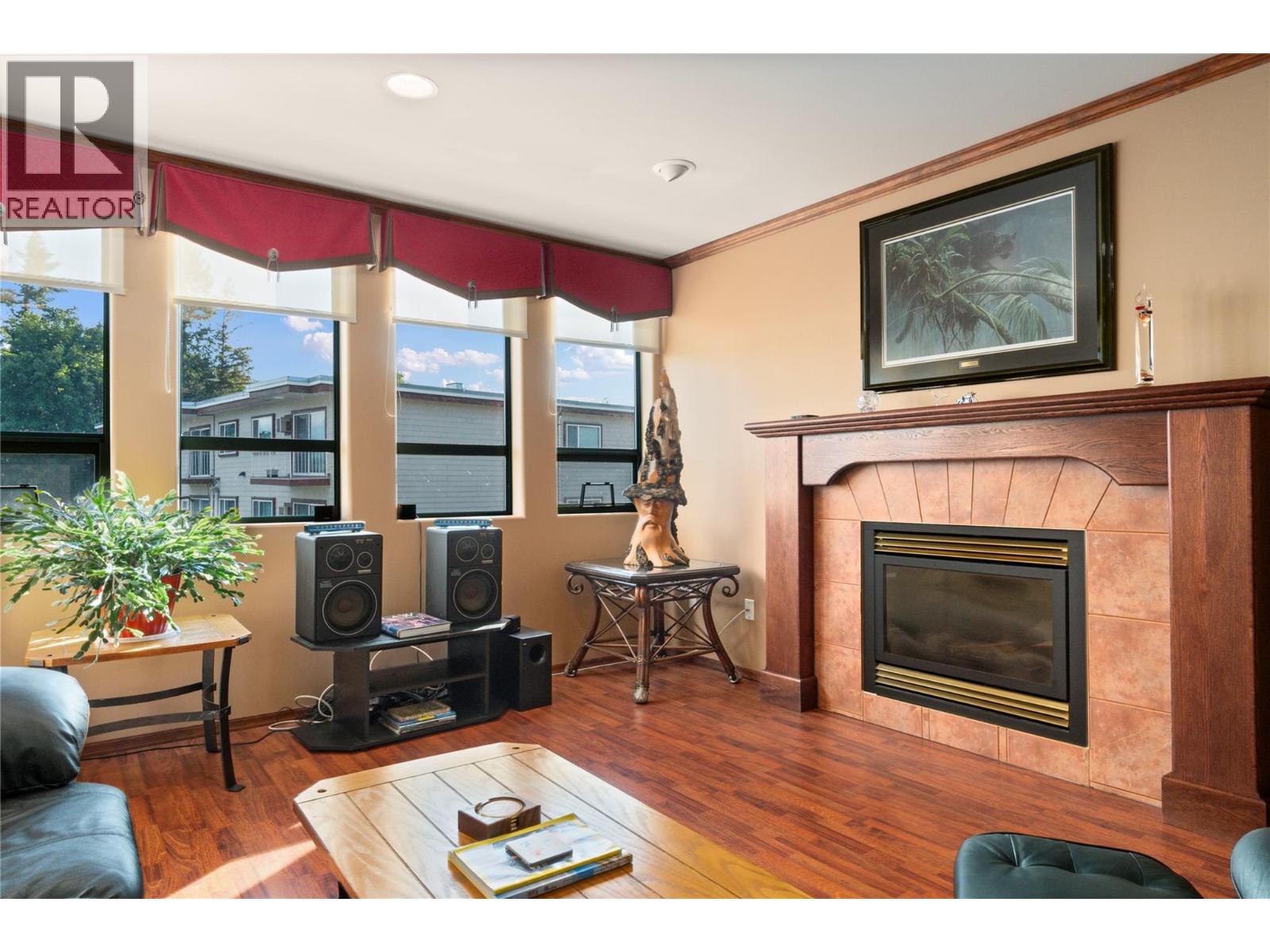 571 6 Street NE Unit# 203, Salmon Arm