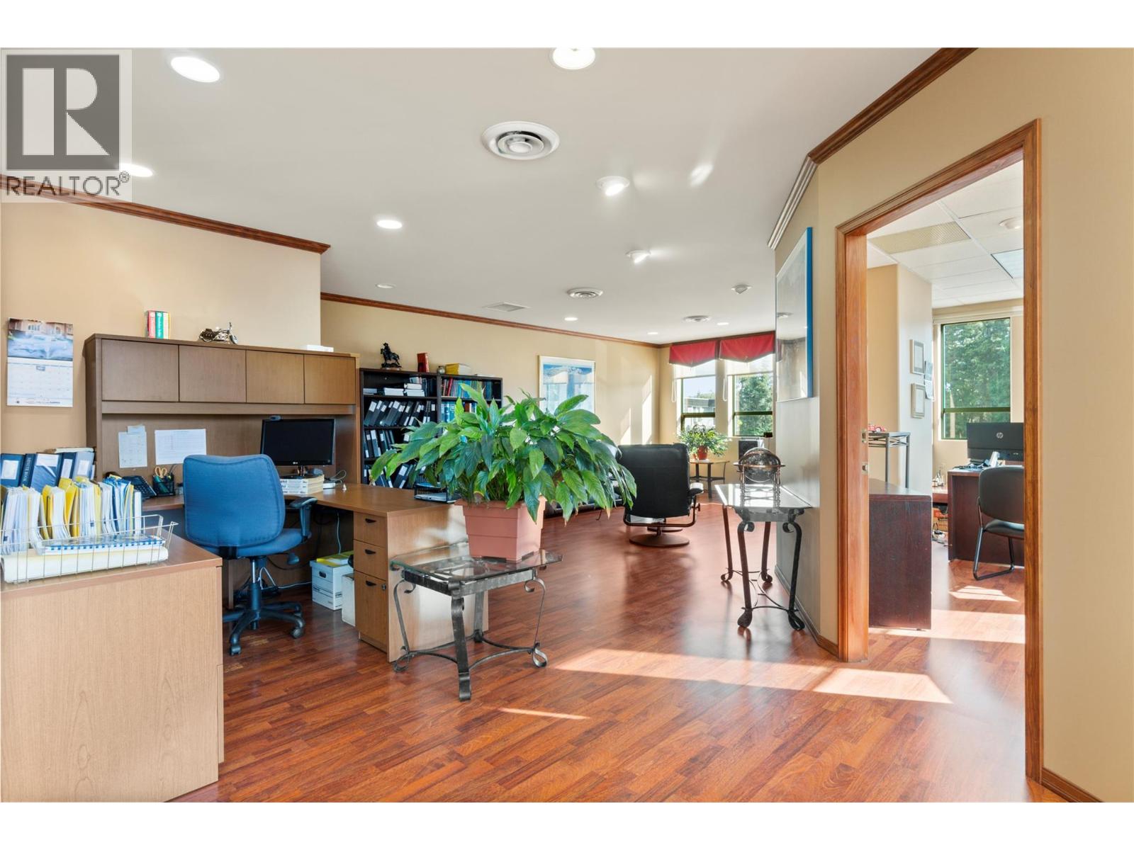 571 6 Street NE Unit# 203, Salmon Arm