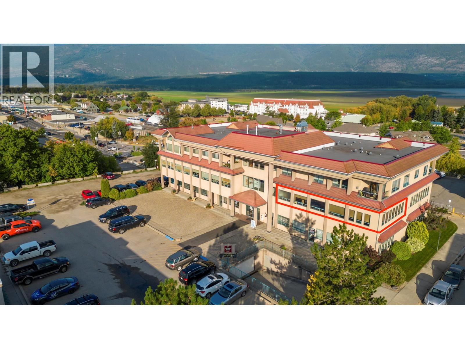 571 6 Street NE Unit# 203, Salmon Arm