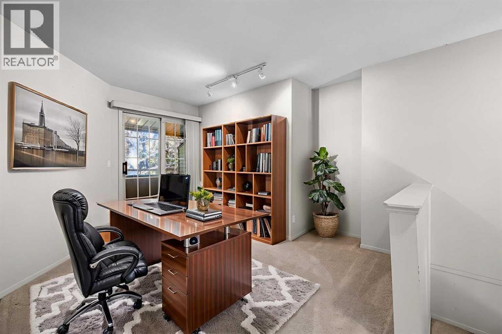 Single Family House for Sale in    Street NW Varsity Calgary 