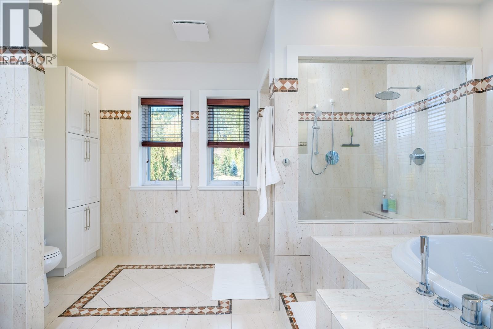 2302 Happy Valley Road, Rossland