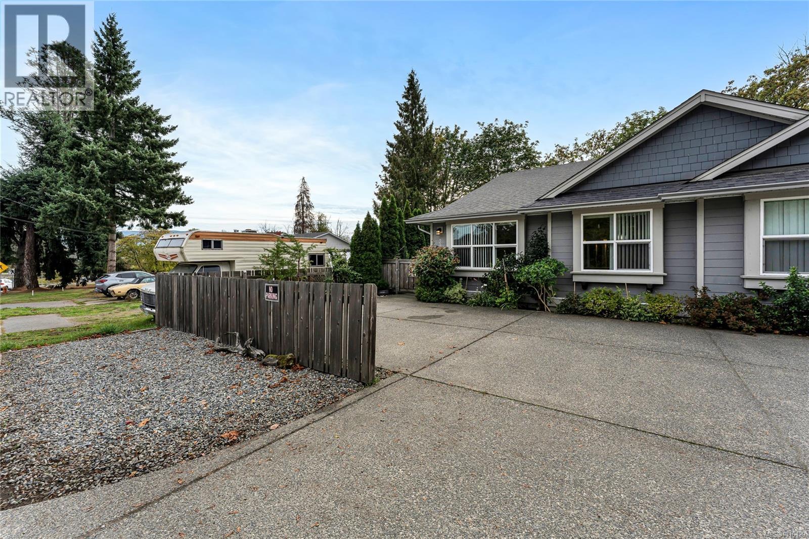 2876 Sherman Rd, Duncan