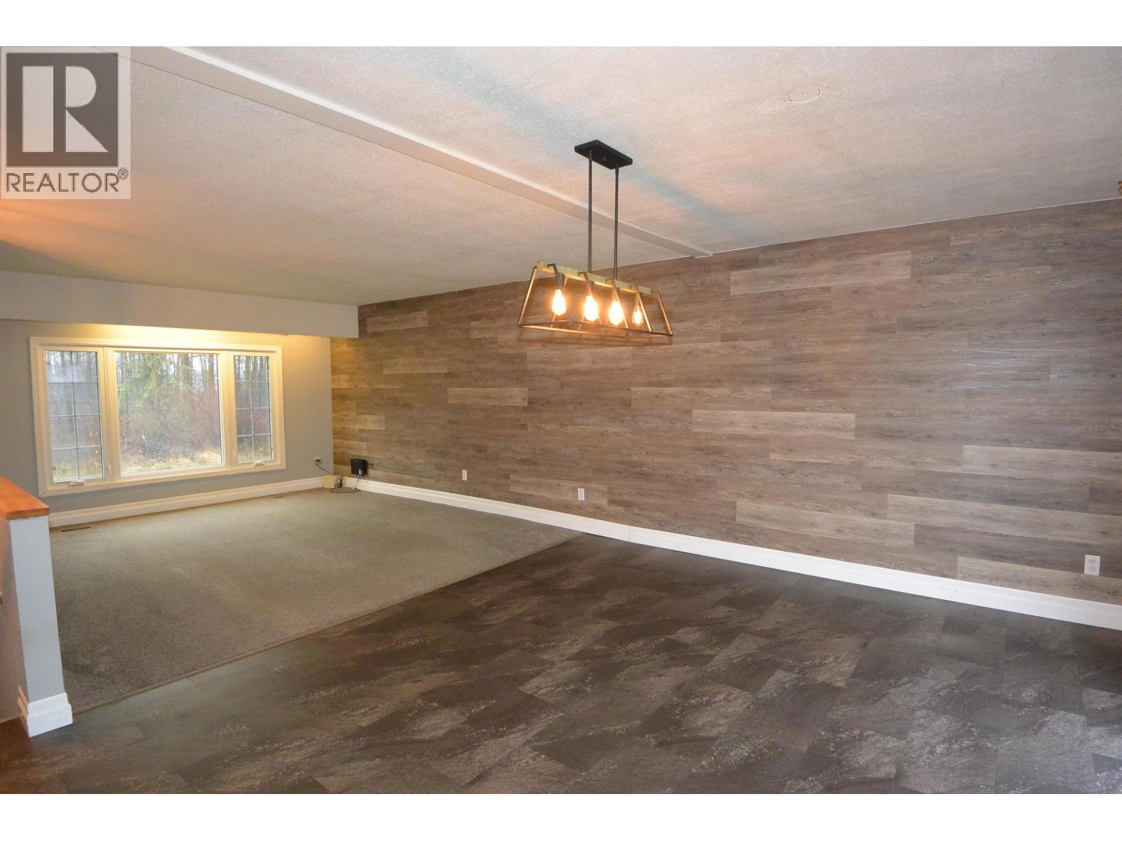 3443 ALFRED Avenue, Smithers