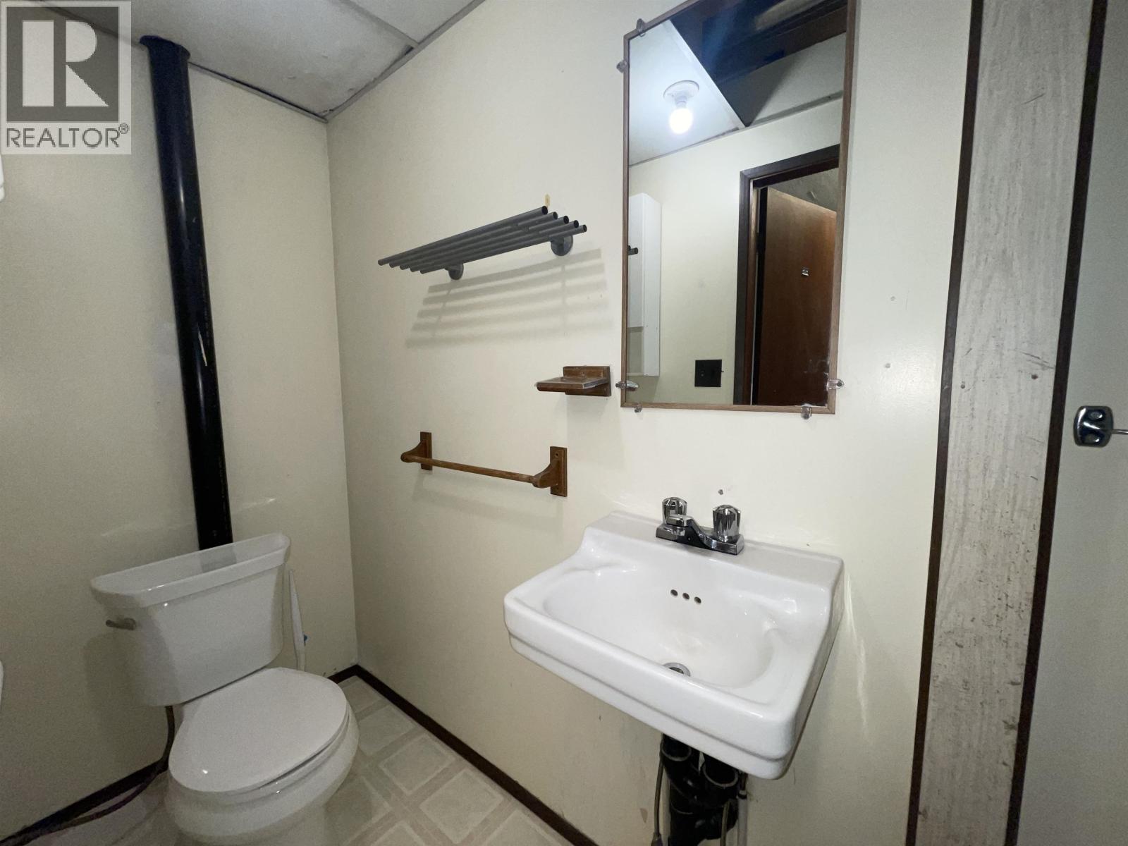 3443 ALFRED Avenue, Smithers