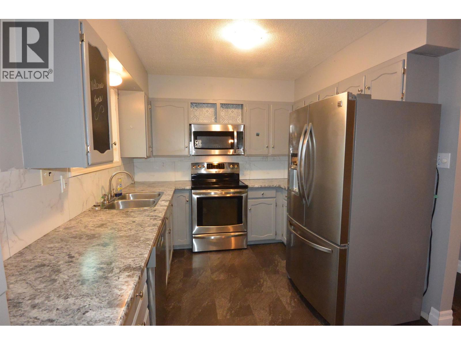 3443 ALFRED Avenue, Smithers