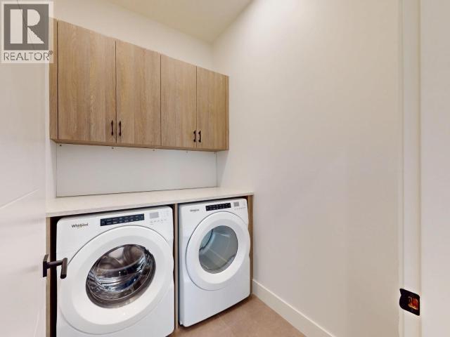 4072 SATURNA AVE, Powell River