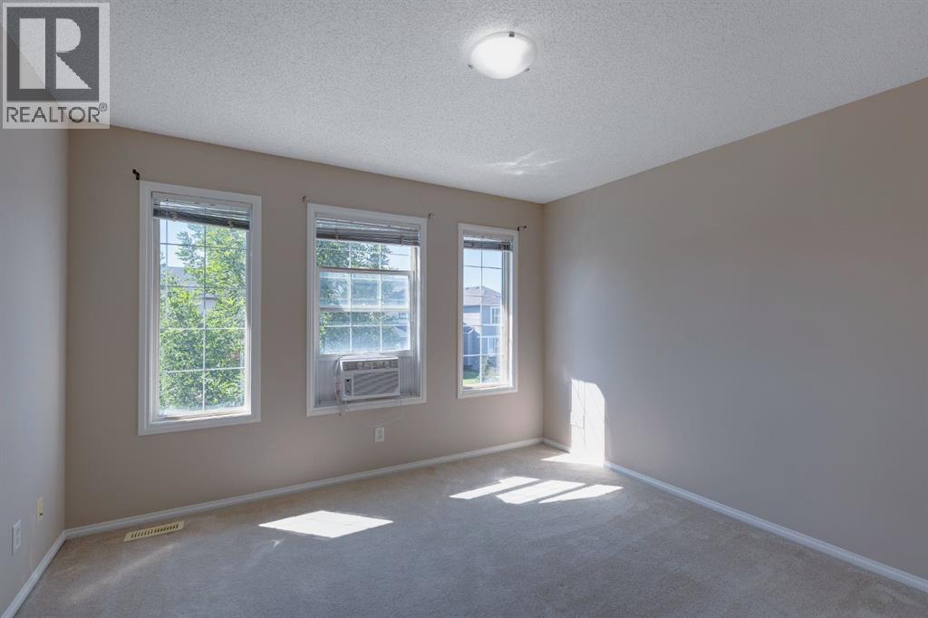 Single Family House for Sale in  Saddlebrook Way NE Saddle Ridge Calgary 