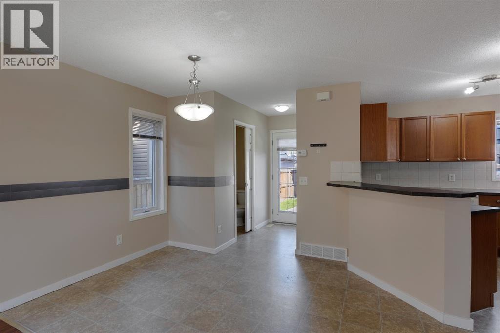 Single Family House for Sale in  Saddlebrook Way NE Saddle Ridge Calgary 