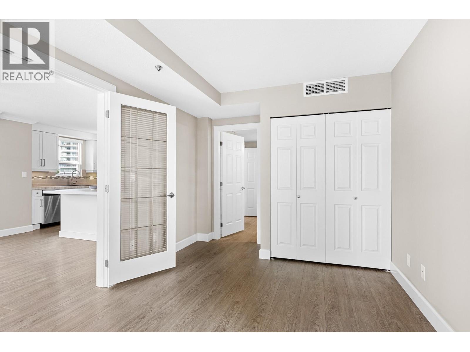 501 1152 Sunset Drive, Kelowna