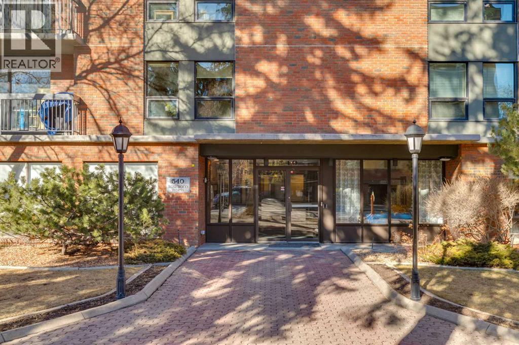 1440, 540 14 Avenue SW, Calgary, Alberta