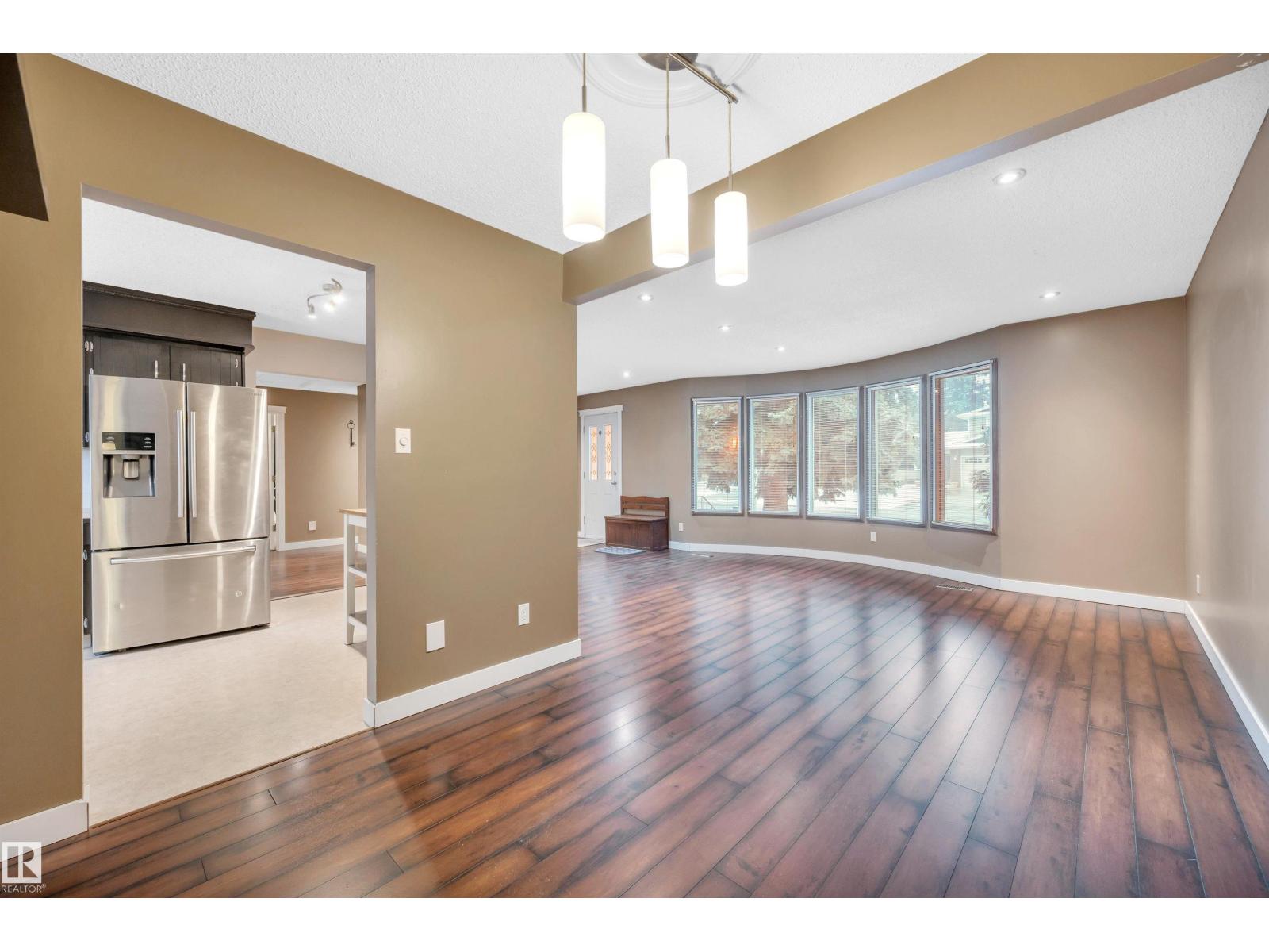 45 WOODSTOCK DR, Sherwood Park