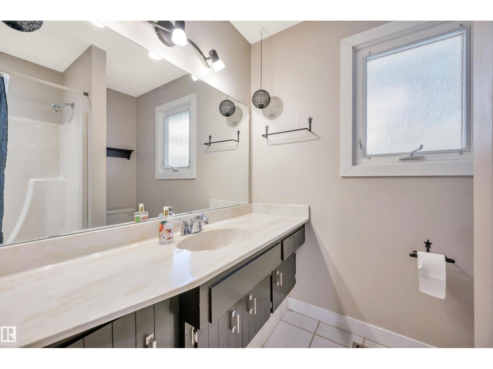 45 WOODSTOCK DR, Sherwood Park