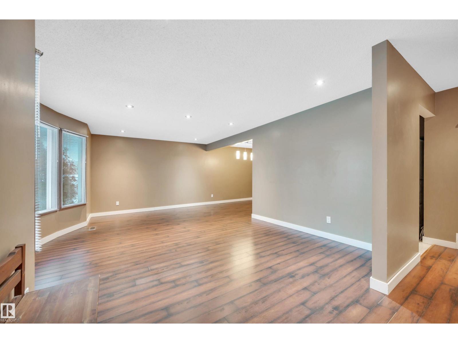 45 WOODSTOCK DR, Sherwood Park