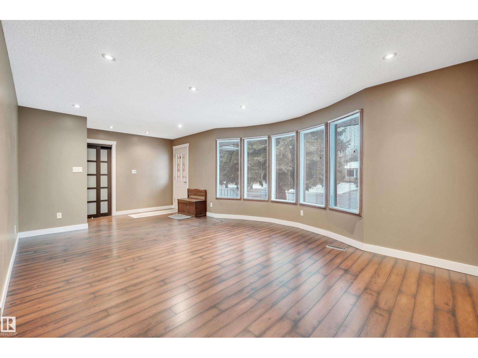 45 WOODSTOCK DR, Sherwood Park