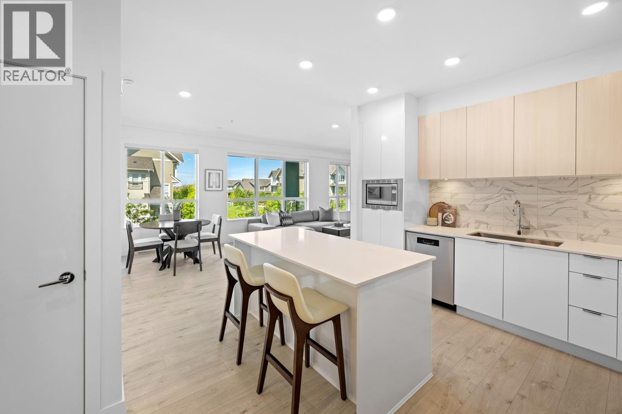 219 1792 STARLING DRIVE, Tsawwassen