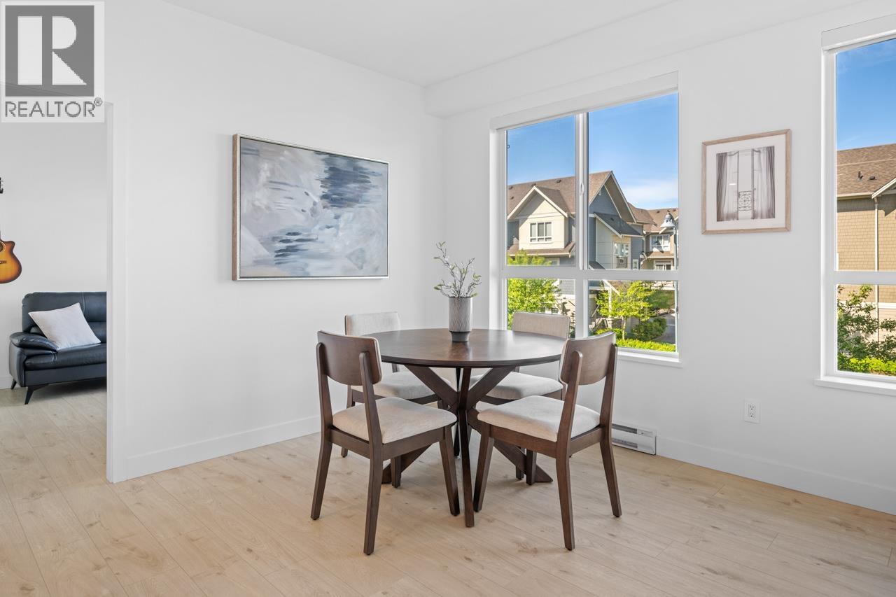 219 1792 STARLING DRIVE, Tsawwassen