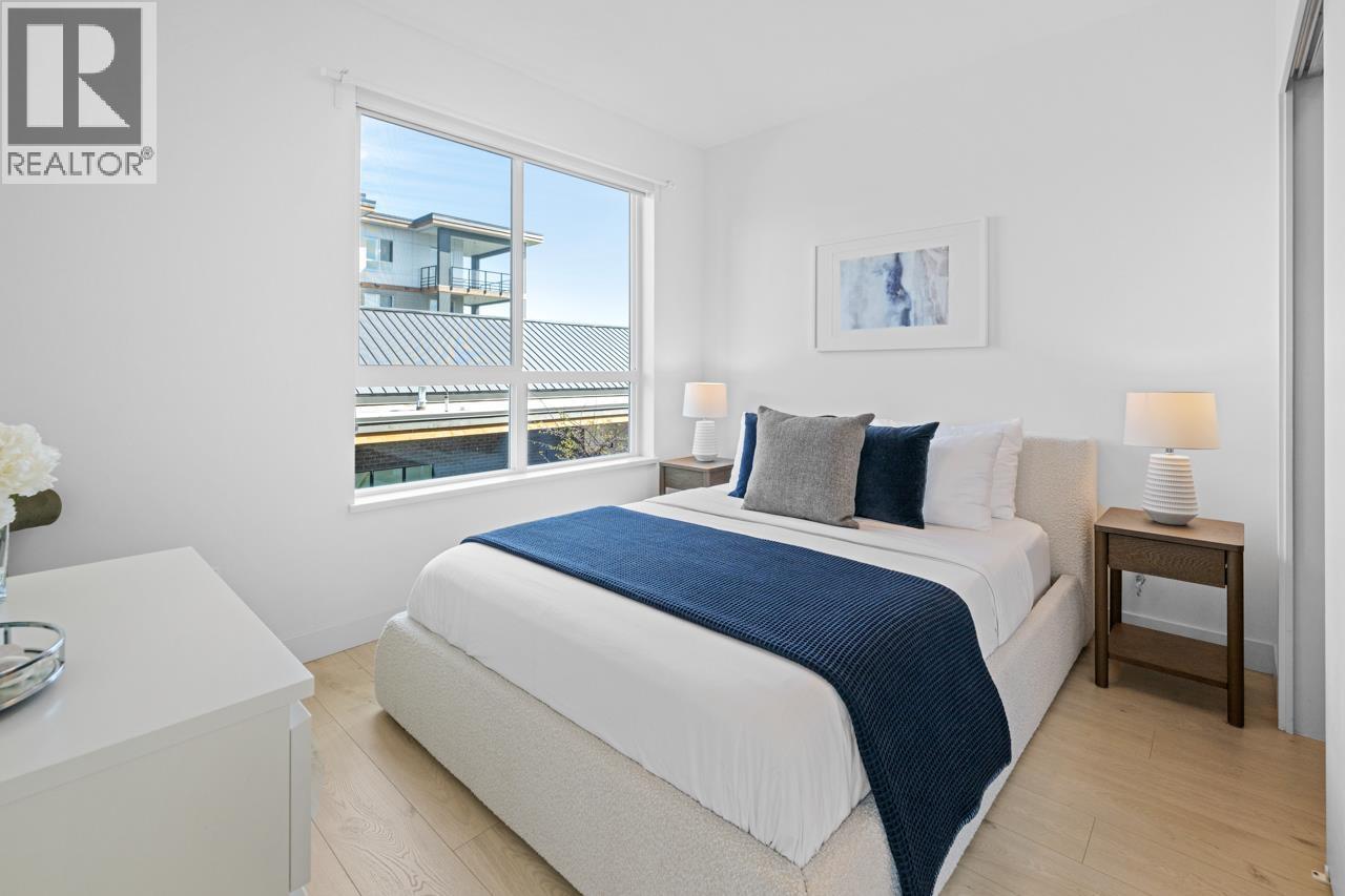 219 1792 STARLING DRIVE, Tsawwassen