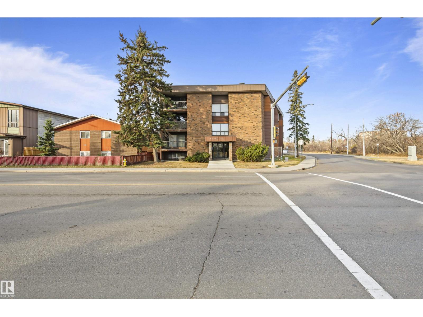 #202 11040 82 ST NW, Edmonton