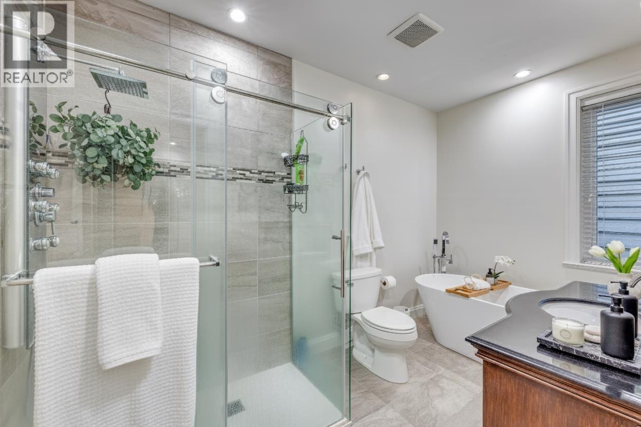 1041 PROSPECT AVENUE, North Vancouver