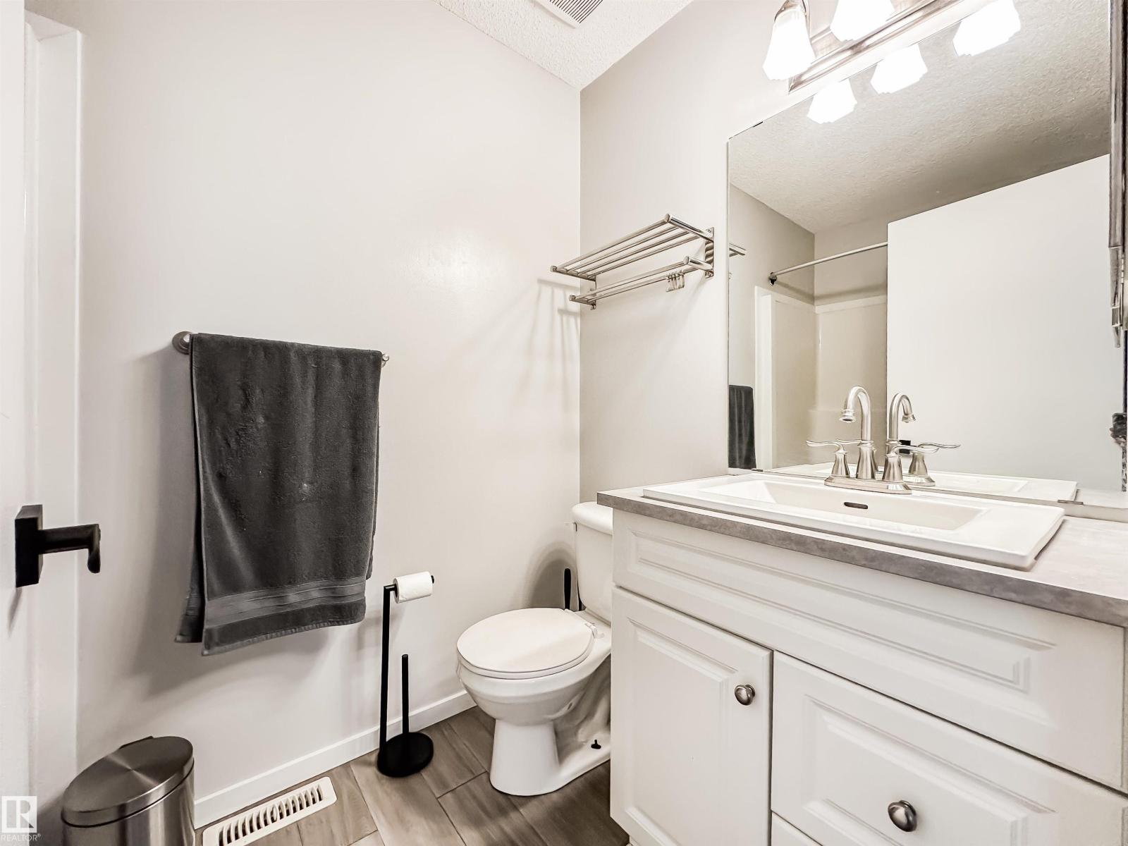 #26 10909 106 ST NW, Edmonton