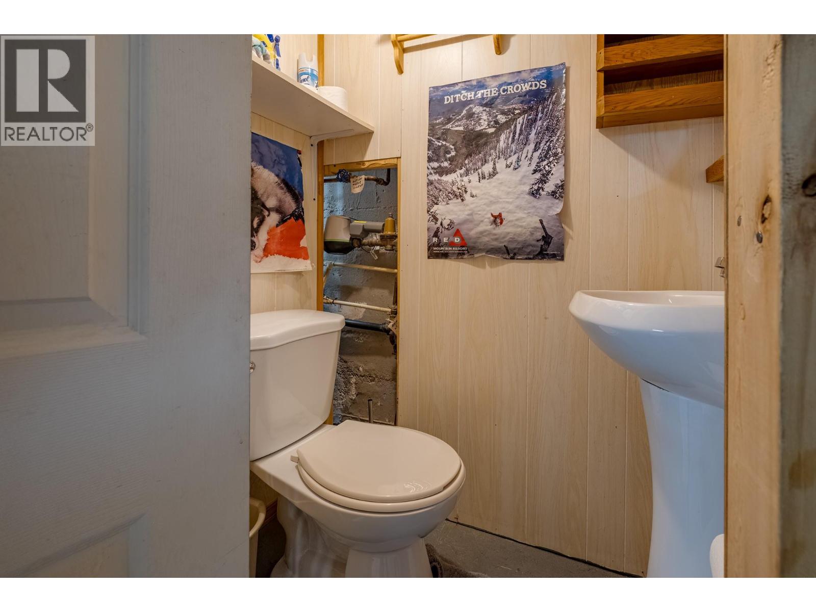 2130 Victoria Avenue, Rossland