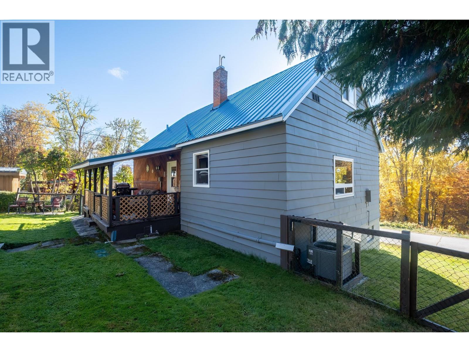 2130 Victoria Avenue, Rossland