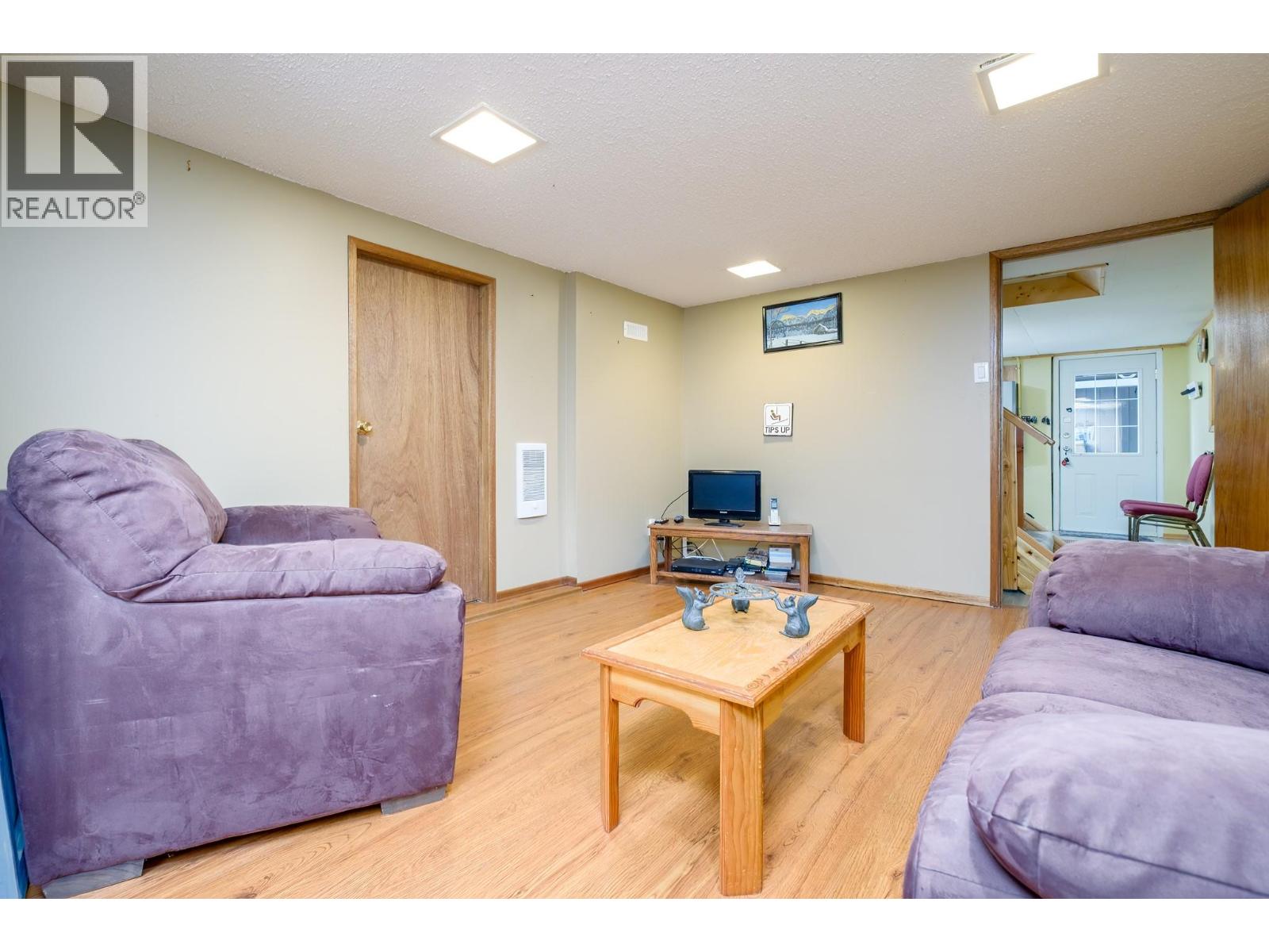 2130 Victoria Avenue, Rossland