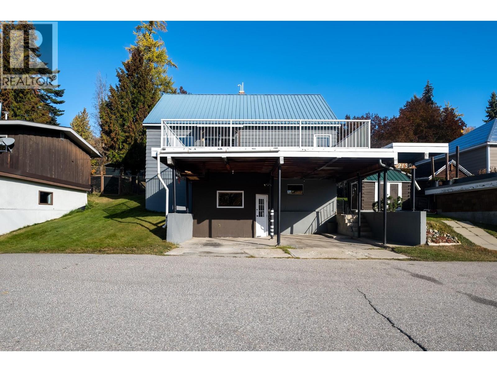 2130 Victoria Avenue, Rossland