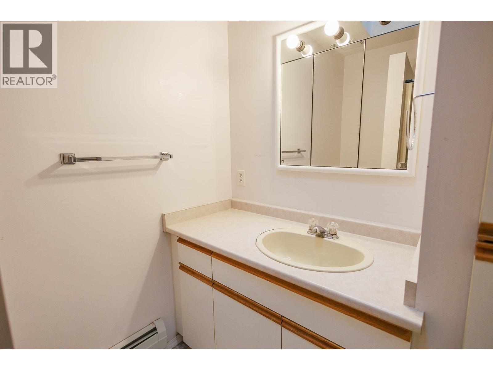 #A 5115 MEDEEK AVENUE - 19