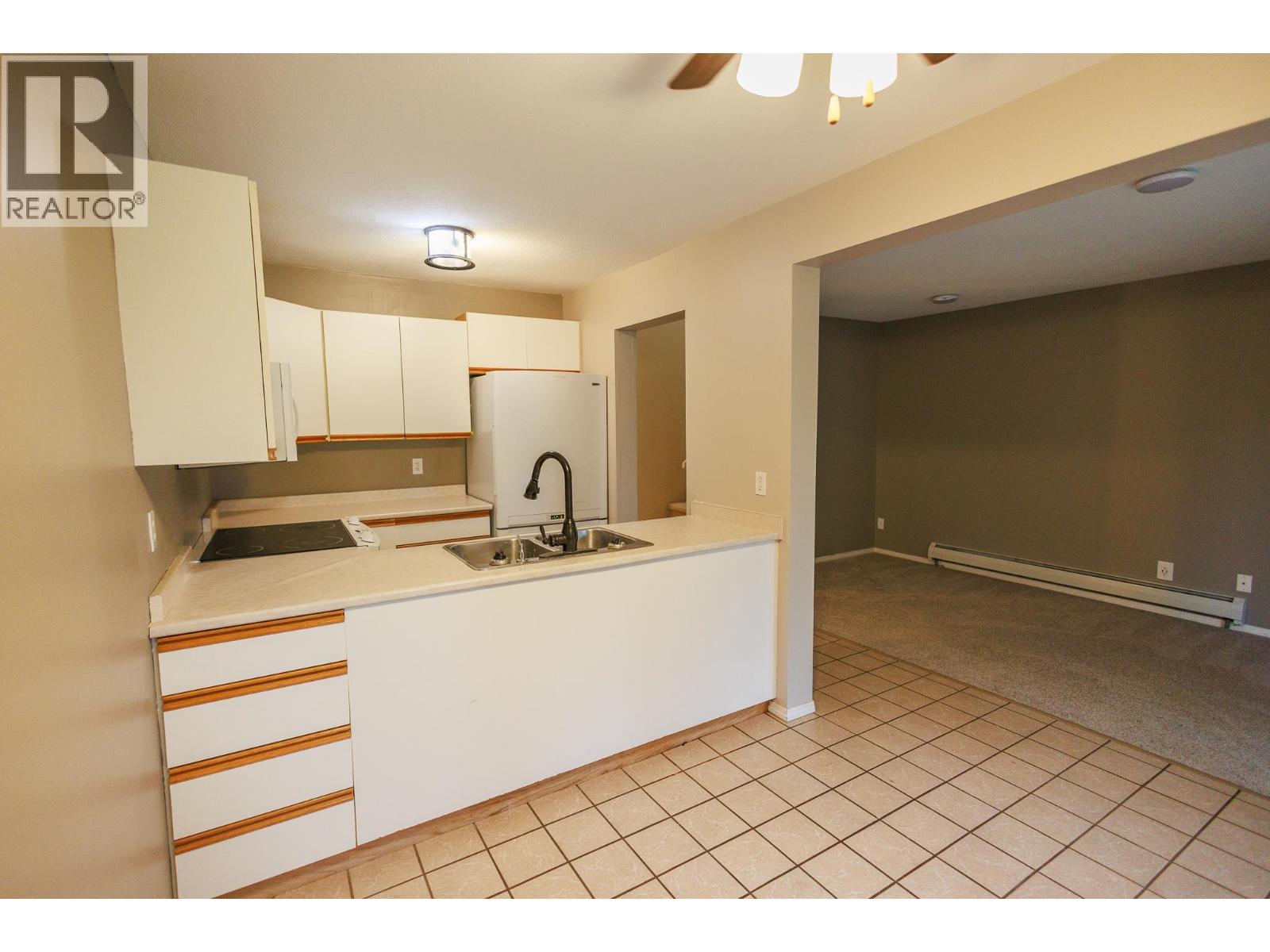 #A 5115 MEDEEK AVENUE - 6