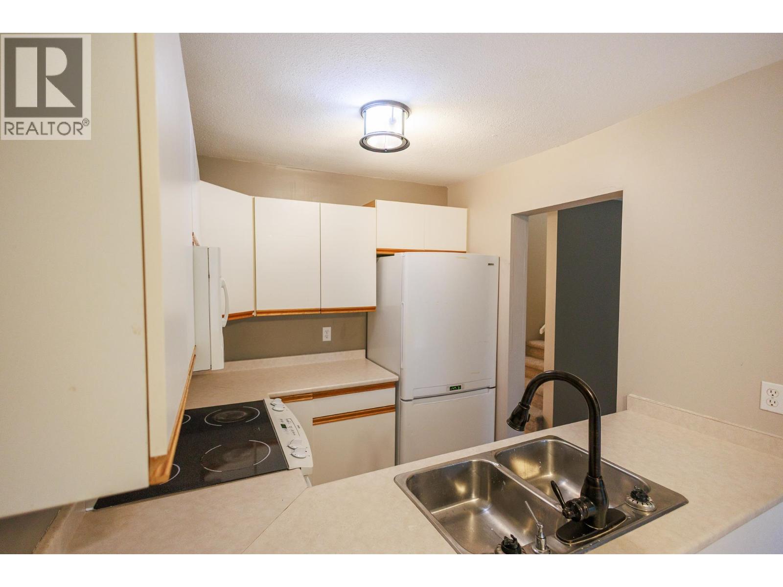 #A 5115 MEDEEK AVENUE - 7