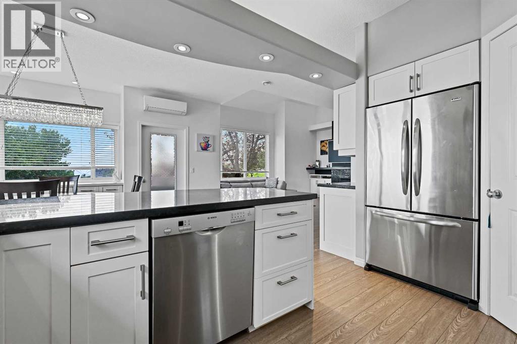 Single Family House for Sale in    Avenue SW Christie Park Calgary 