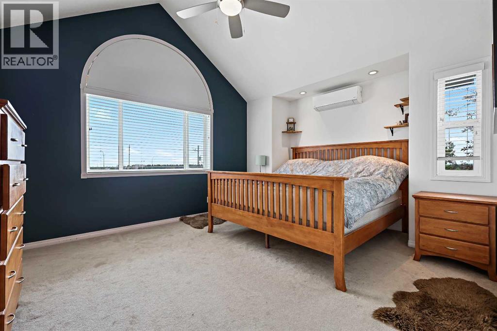 Single Family House for Sale in    Avenue SW Christie Park Calgary 