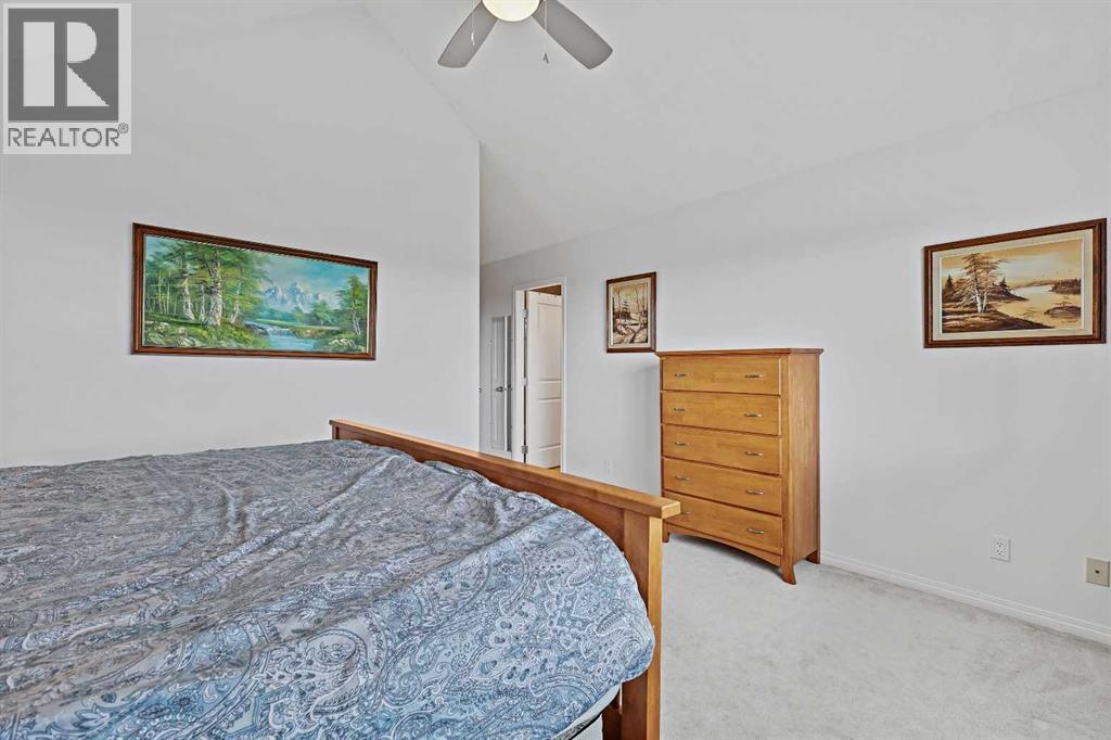 Single Family House for Sale in    Avenue SW Christie Park Calgary 