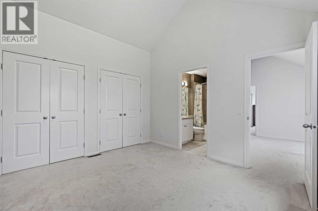 Single Family House for Sale in    Avenue SW Christie Park Calgary 