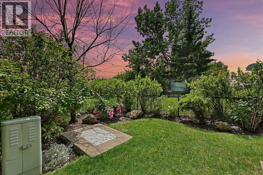 Single Family House for Sale in    Avenue SW Christie Park Calgary 