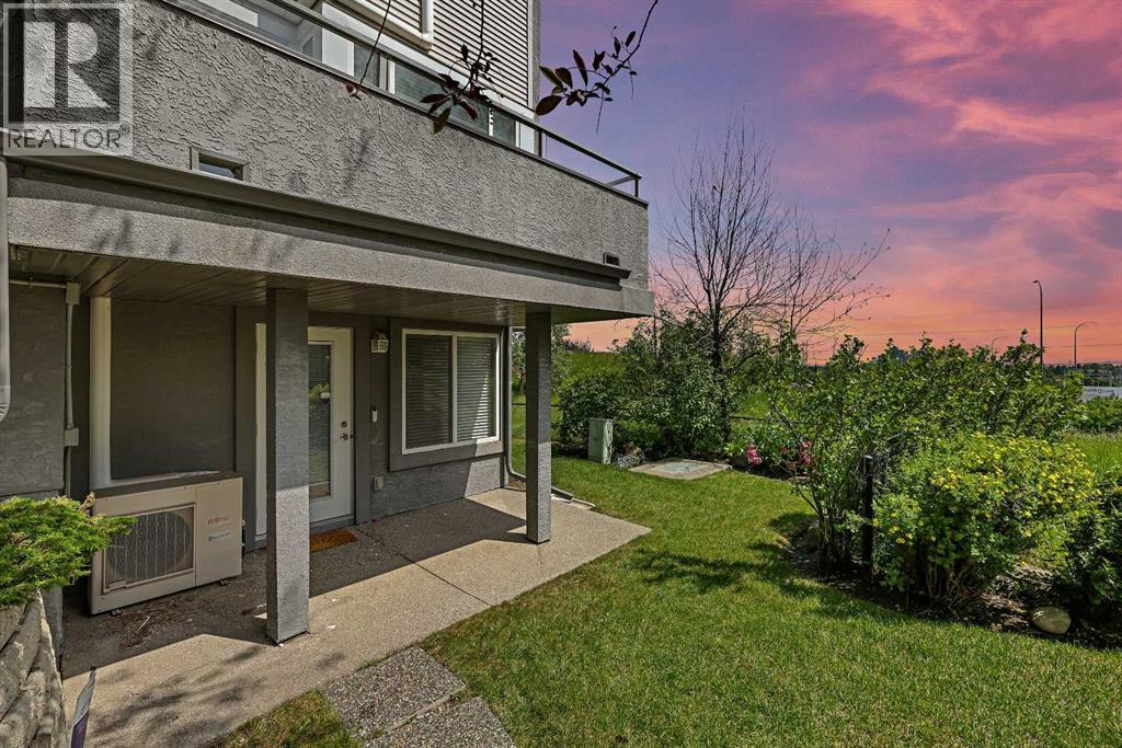 Single Family House for Sale in    Avenue SW Christie Park Calgary 