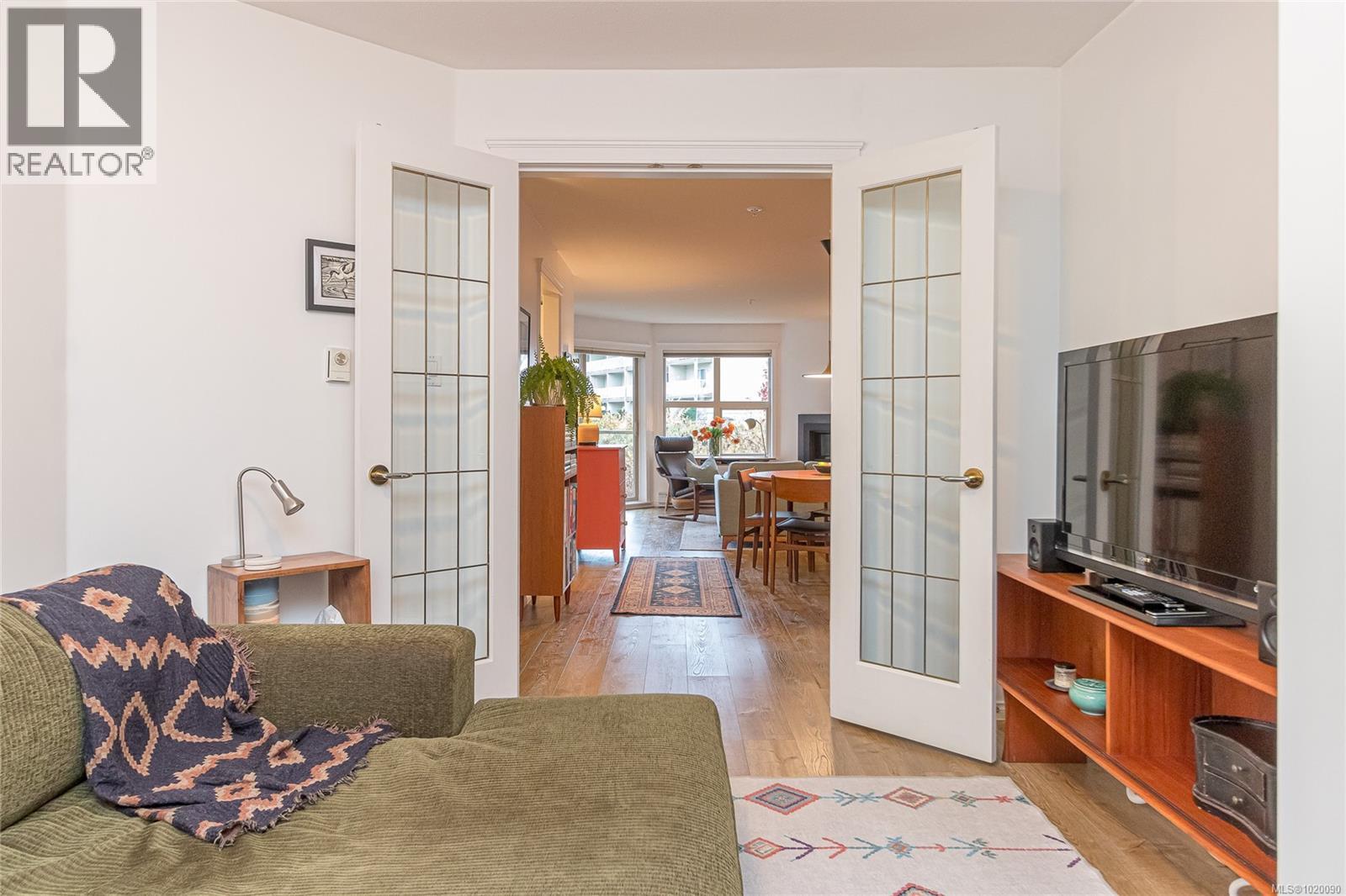 #111 4949 WILLS RD - 35