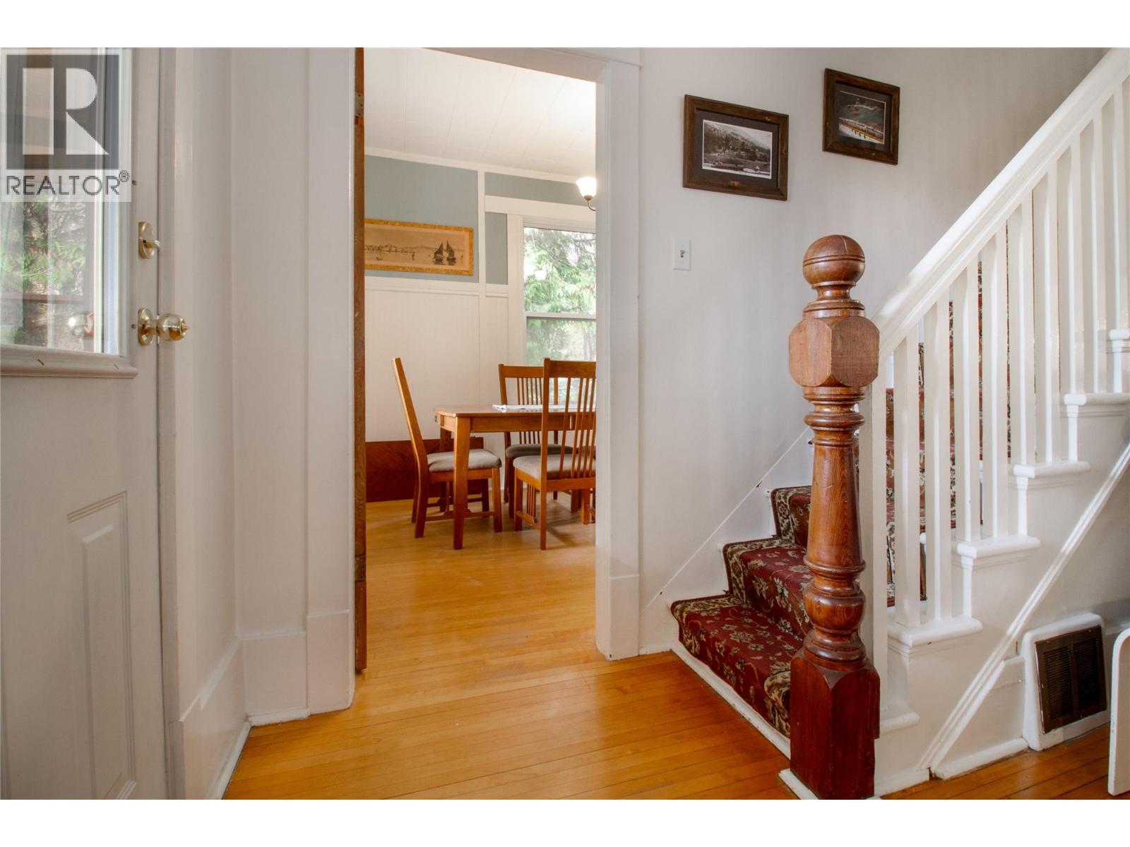 129 Maple Street, Revelstoke