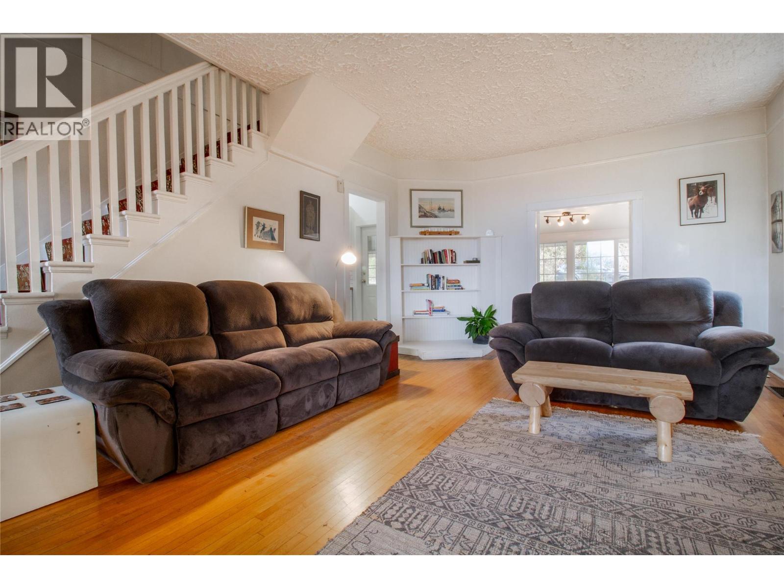 129 Maple Street, Revelstoke