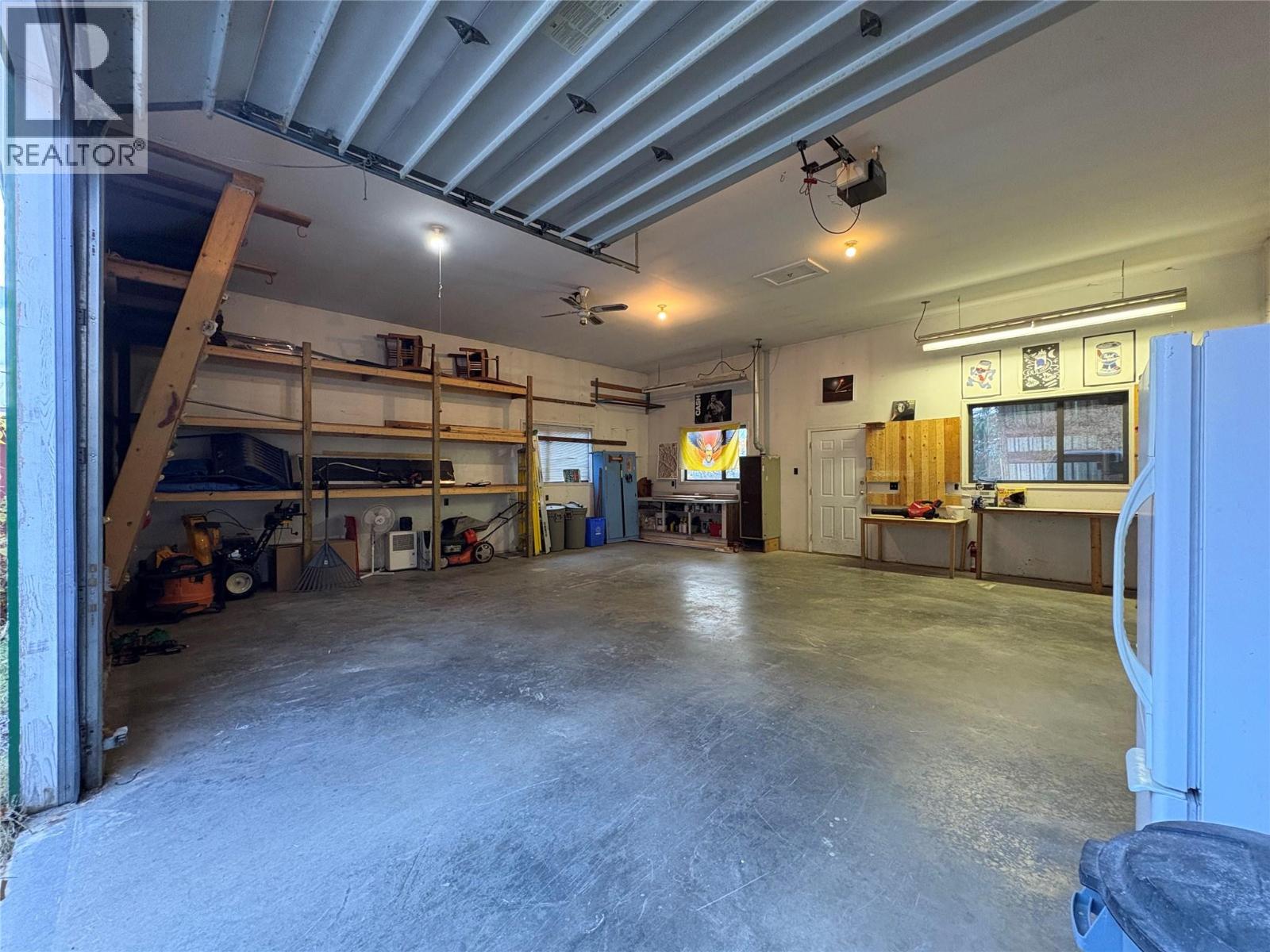 129 Maple Street, Revelstoke