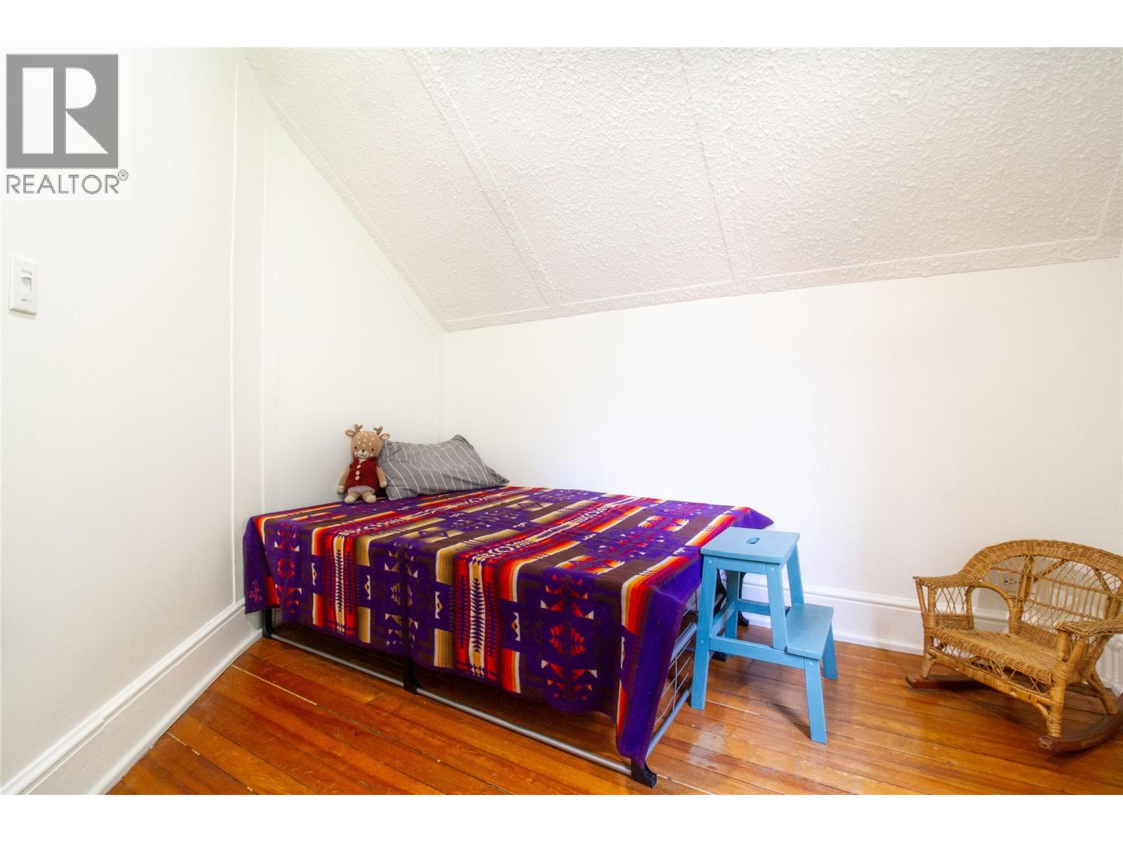 129 Maple Street, Revelstoke