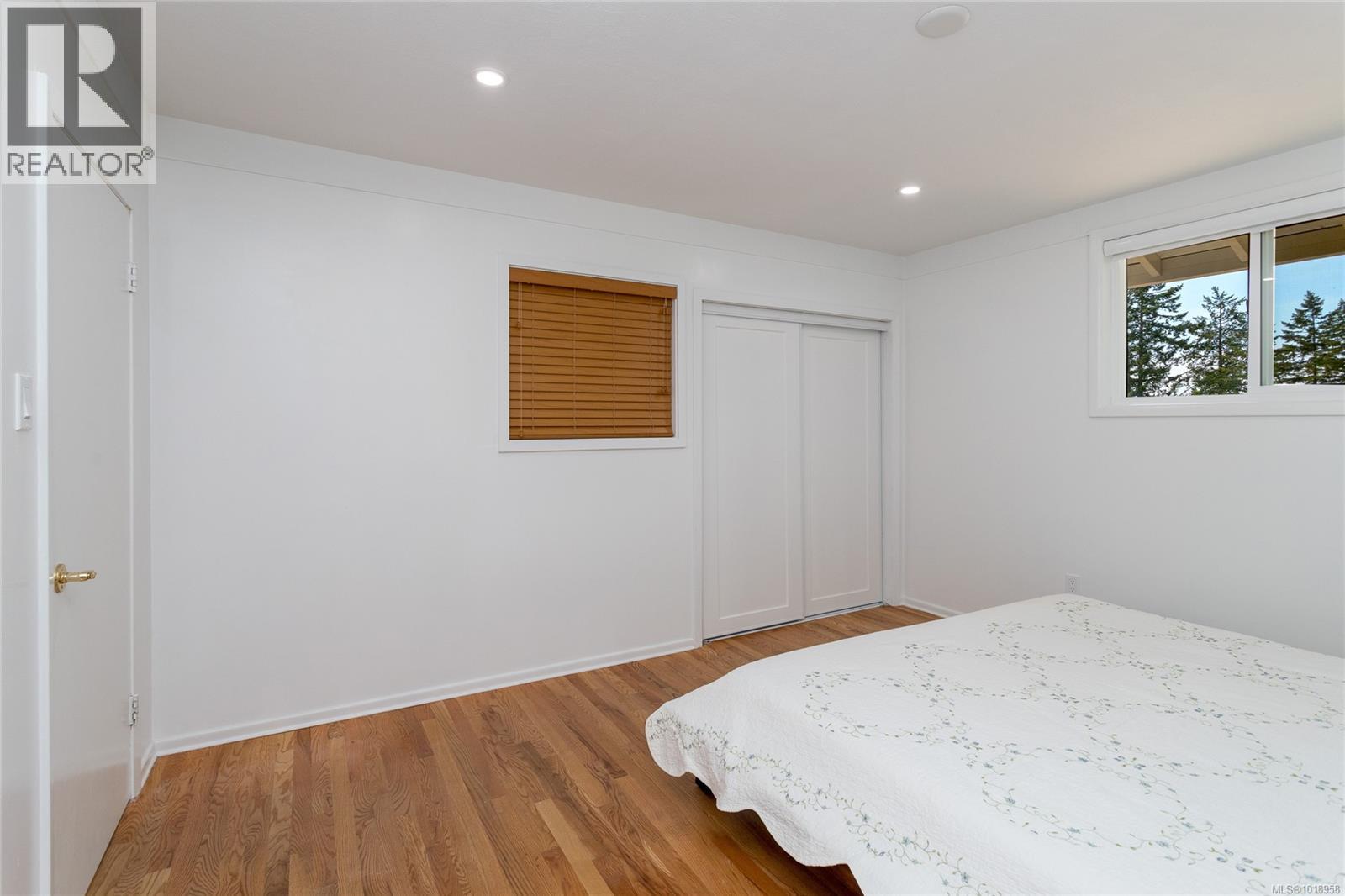 11255 Nitinat Rd, North Saanich