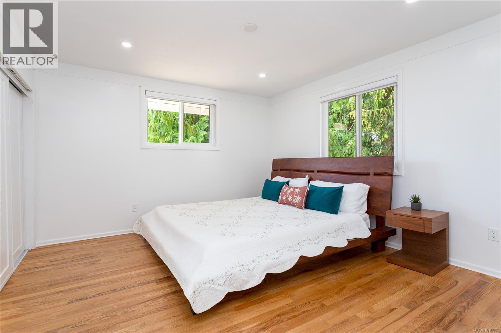 11255 Nitinat Rd, North Saanich