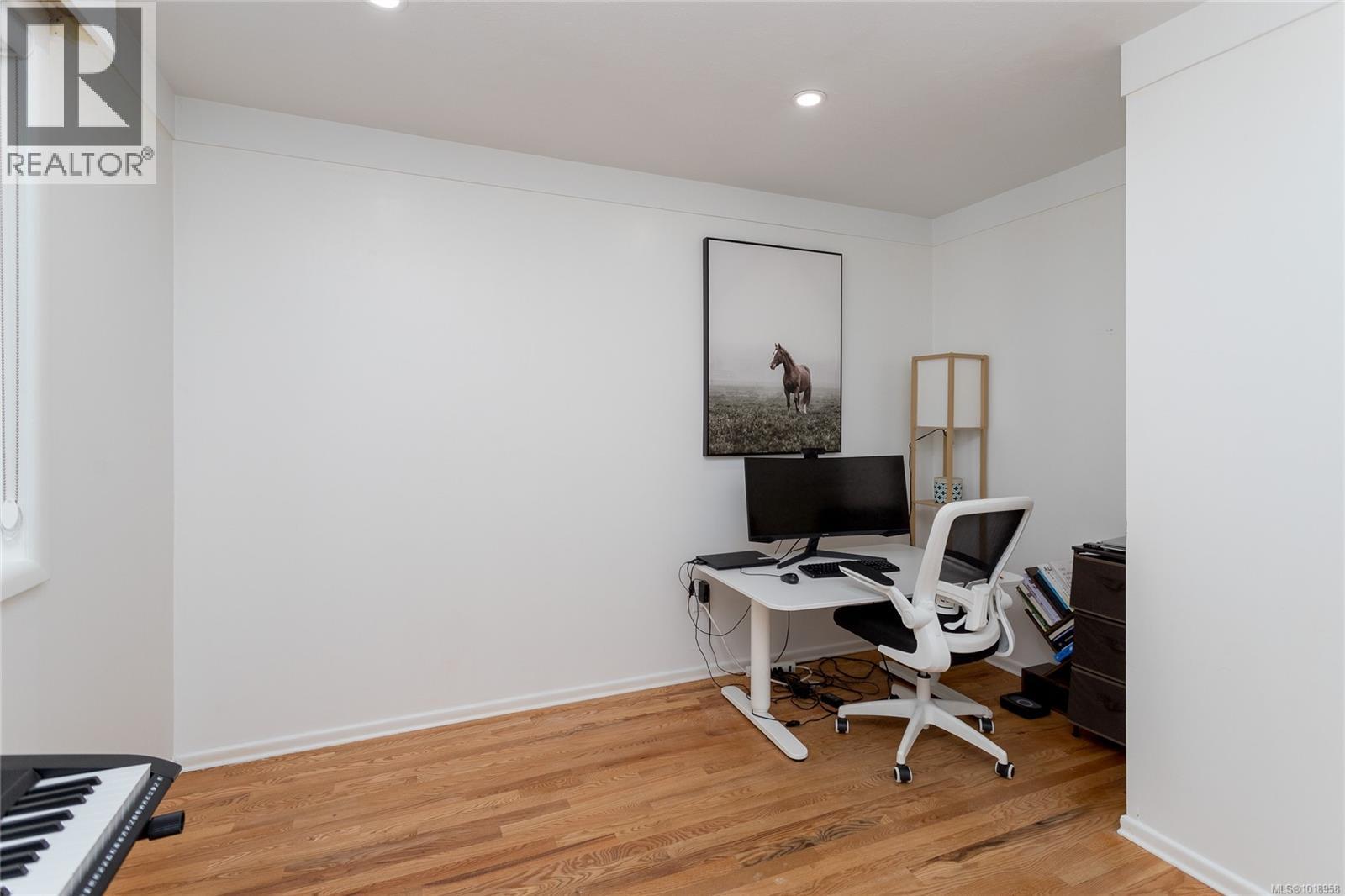 11255 Nitinat Rd, North Saanich