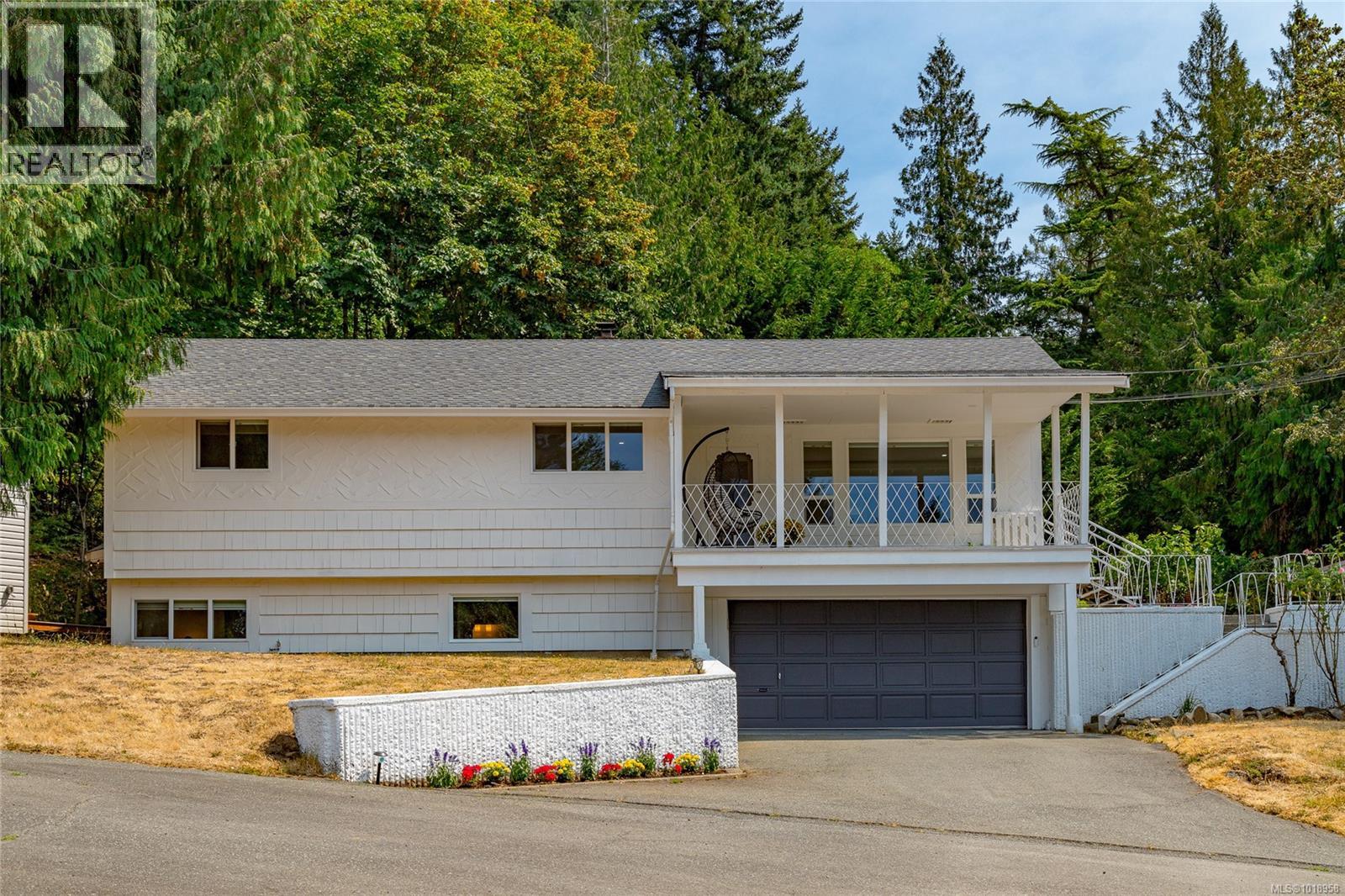 11255 Nitinat Rd, North Saanich